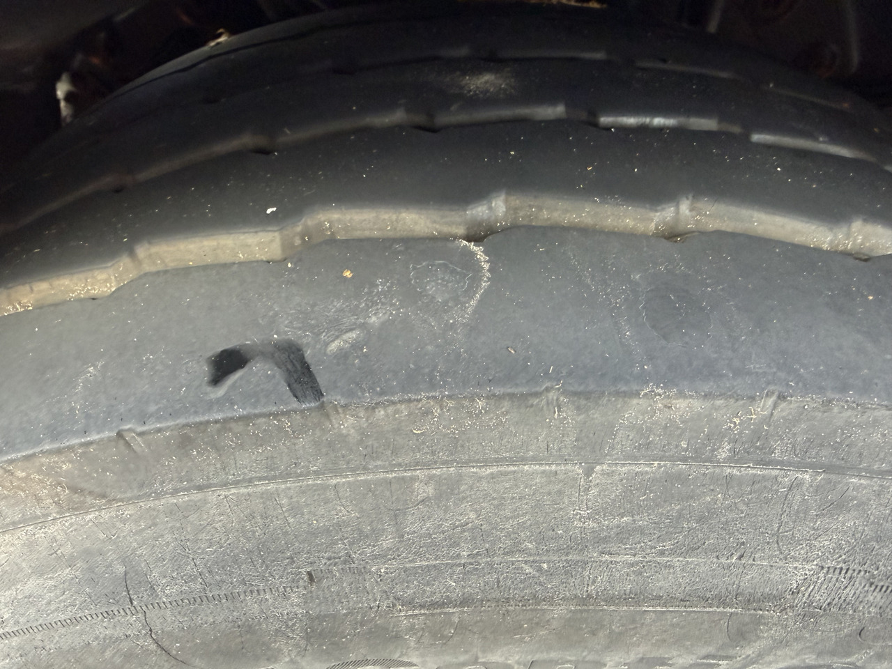 Scania P280 6X2*4 - Camión chasis: foto 3 Scania P280 6X2*4 - Camión chasis: foto 3