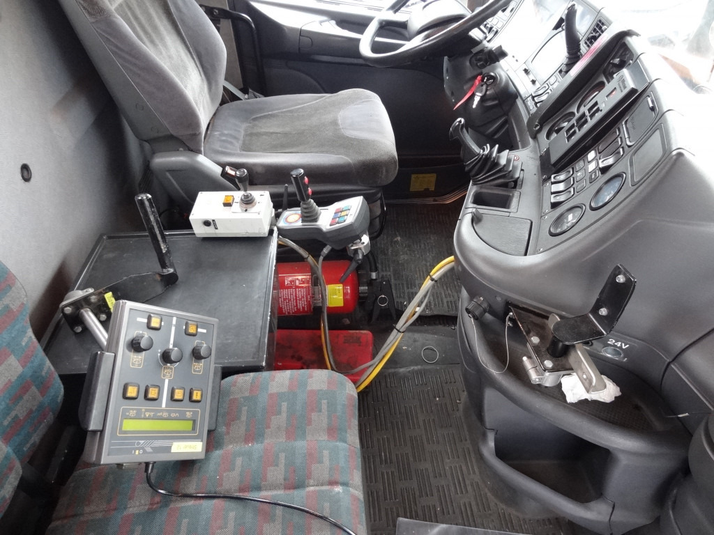 Scania T114 380 Torpedo/Hauber Winterdienst Kommunal - Camión volquete: foto 4 Scania T114 380 Torpedo/Hauber Winterdienst Kommunal - Camión volquete: foto 4