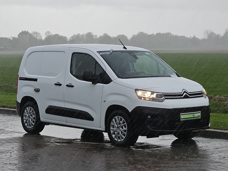 Citroën Berlingo 1.2 L1 Benzine Automaat! - Furgoneta caja cerrada: foto 5 Citroën Berlingo 1.2 L1 Benzine Automaat! - Furgoneta caja cerrada: foto 5