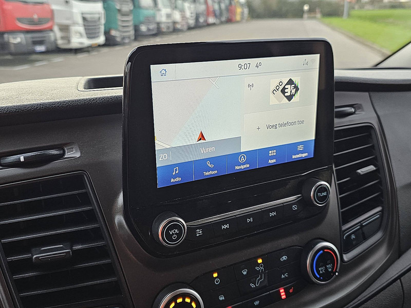 Furgoneta pequeña Ford Transit Custom 2.0 L2H1 Navi Euro6: foto 10 Furgoneta pequeña Ford Transit Custom 2.0 L2H1 Navi Euro6: foto 10