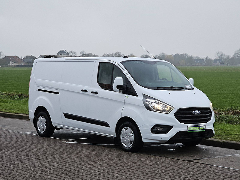 Ford Transit Custom 2.0 TDCI 130 TREND L2 - Furgoneta pequeña: foto 5 Ford Transit Custom 2.0 TDCI 130 TREND L2 - Furgoneta pequeña: foto 5