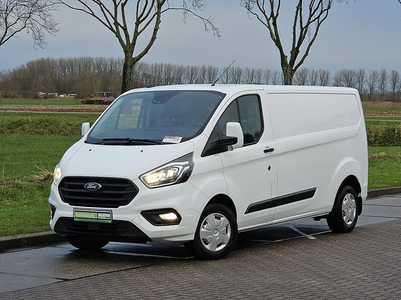 Ford Transit Custom 2.0 TDCI 130 TREND L2 - Furgoneta pequeña: foto 2 Ford Transit Custom 2.0 TDCI 130 TREND L2 - Furgoneta pequeña: foto 2
