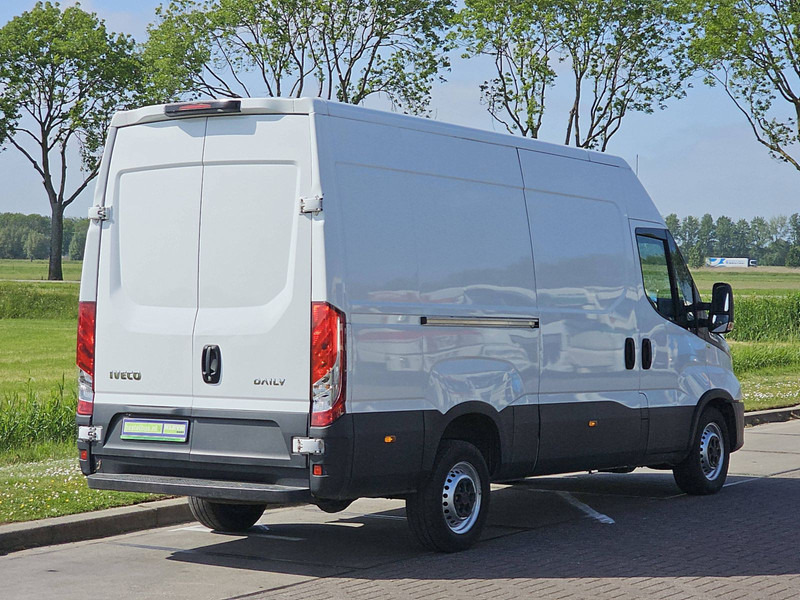 Iveco Daily 35S14 HI- MATIC L2H2 LED - Furgón: foto 3 Iveco Daily 35S14 HI- MATIC L2H2 LED - Furgón: foto 3