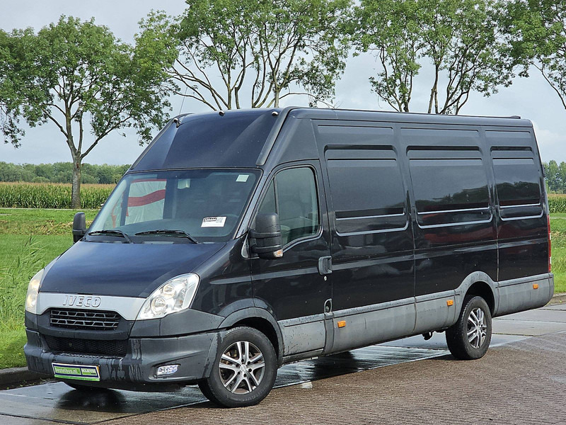 Iveco Daily 35S21 3.0ltr Maxi 200Pk AC - Furgón: foto 2 Iveco Daily 35S21 3.0ltr Maxi 200Pk AC - Furgón: foto 2