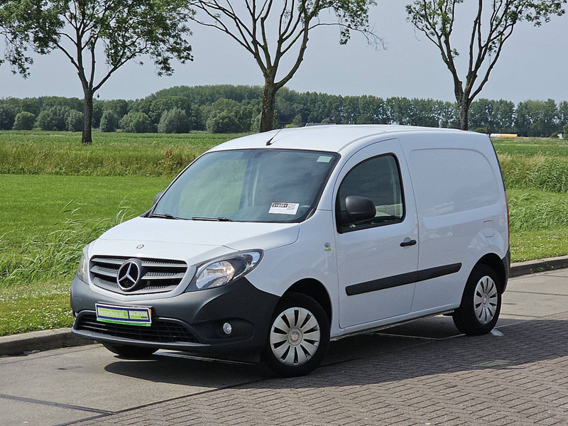 Mercedes-Benz Citan 108 CDI LONG Airco Euro6 NAP - Furgoneta caja cerrada: foto 2 Mercedes-Benz Citan 108 CDI LONG Airco Euro6 NAP - Furgoneta caja cerrada: foto 2