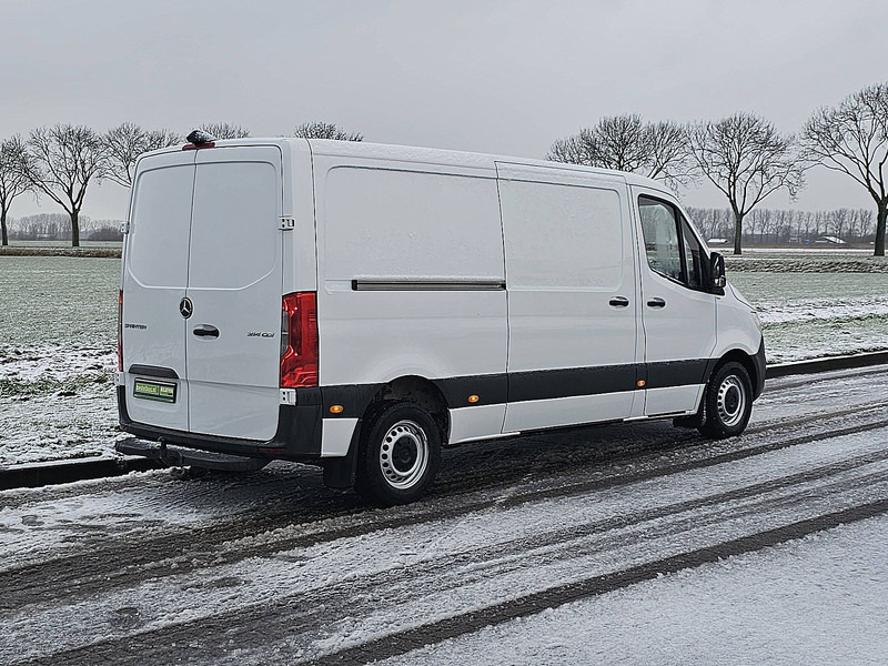 Mercedes-Benz Sprinter 214 L2H1 Mbux Euro6 AC! - Furgoneta pequeña: foto 3 Mercedes-Benz Sprinter 214 L2H1 Mbux Euro6 AC! - Furgoneta pequeña: foto 3
