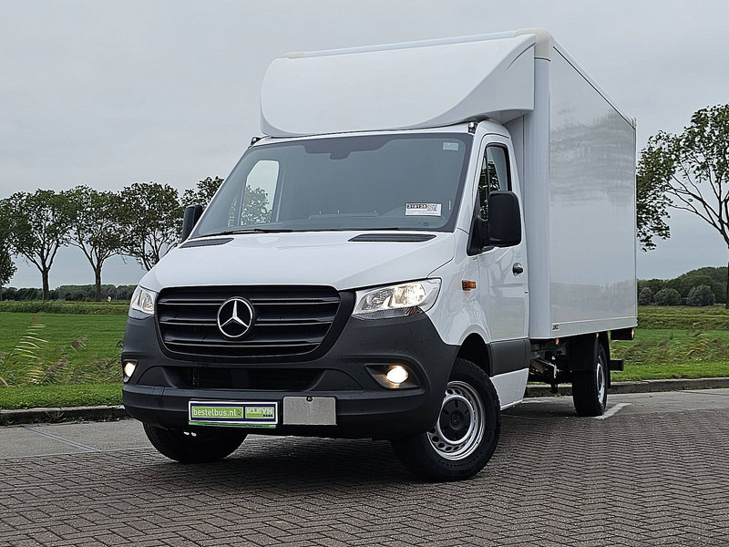 Mercedes-Benz Sprinter 317 Bakwagen Laadklep! - Furgoneta caja cerrada: foto 1 Mercedes-Benz Sprinter 317 Bakwagen Laadklep! - Furgoneta caja cerrada: foto 1