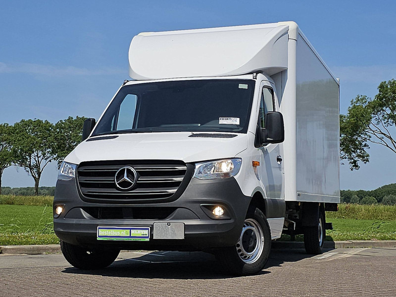 Mercedes-Benz Sprinter 317 Bakwagen Laadklep! - Furgoneta caja cerrada: foto 1 Mercedes-Benz Sprinter 317 Bakwagen Laadklep! - Furgoneta caja cerrada: foto 1