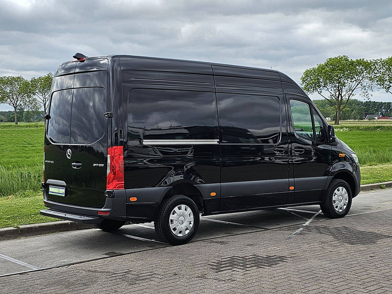 Mercedes-Benz Sprinter 317 L2H2 LED RWD! - Furgón: foto 3 Mercedes-Benz Sprinter 317 L2H2 LED RWD! - Furgón: foto 3