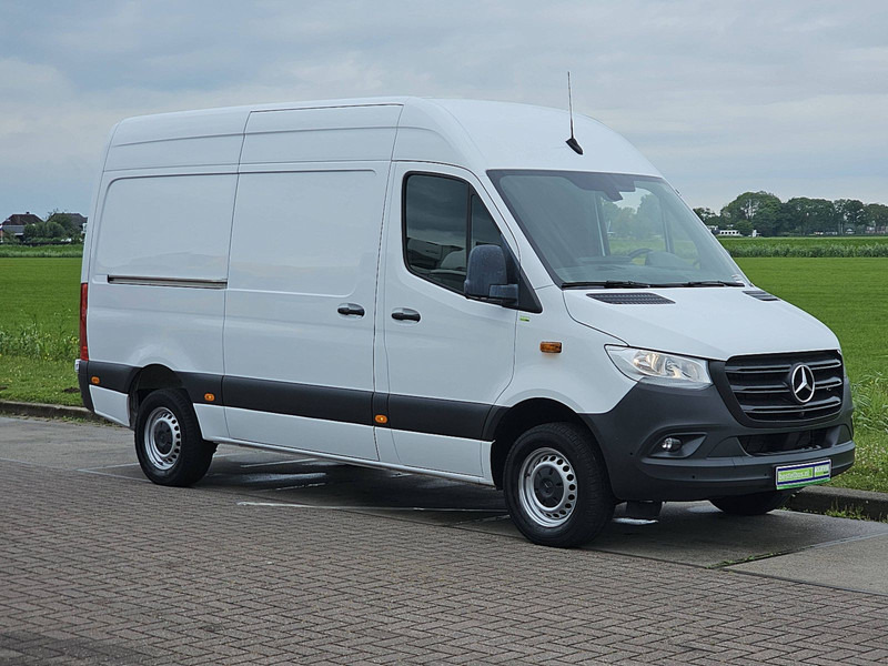 Mercedes-Benz Sprinter 317 L2H2 Navi RWD - Furgón: foto 5 Mercedes-Benz Sprinter 317 L2H2 Navi RWD - Furgón: foto 5