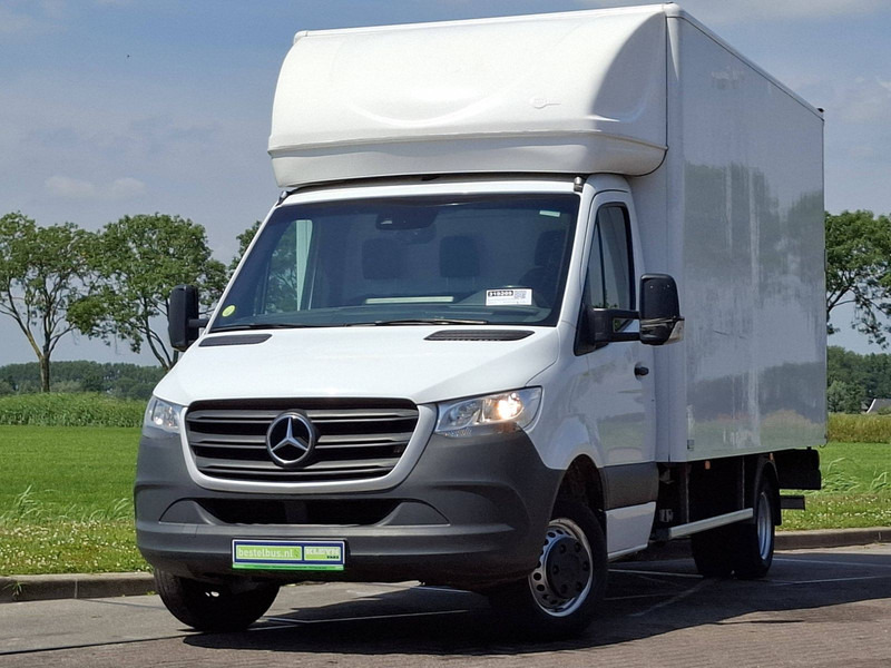 Mercedes-Benz Sprinter 516 Bakwagen Laadklep! - Furgoneta caja cerrada: foto 1 Mercedes-Benz Sprinter 516 Bakwagen Laadklep! - Furgoneta caja cerrada: foto 1