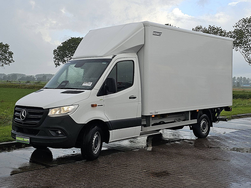 Mercedes-Benz eSprinter Bakwagen Laadklep! - Furgoneta caja cerrada, Furgoneta eléctrica: foto 2 Mercedes-Benz eSprinter Bakwagen Laadklep! - Furgoneta caja cerrada, Furgoneta eléctrica: foto 2