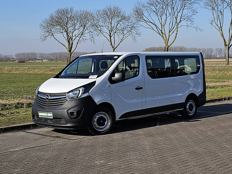 Opel Vivaro 1.6 KOMBI 8+ 1, Incl BPM - Minibús, Furgoneta de pasajeros: foto 2 Opel Vivaro 1.6 KOMBI 8+ 1, Incl BPM - Minibús, Furgoneta de pasajeros: foto 2