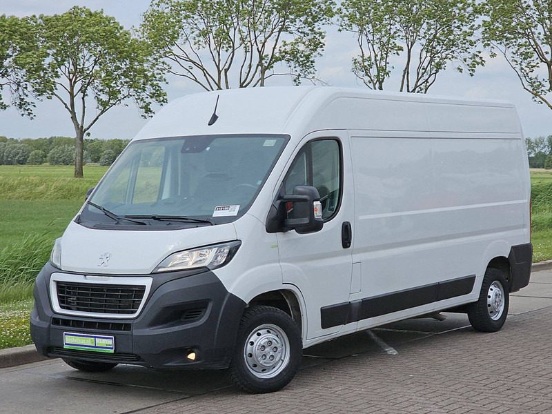Peugeot Boxer 2.2 BHDI 140 L3H2 - Furgón: foto 2 Peugeot Boxer 2.2 BHDI 140 L3H2 - Furgón: foto 2