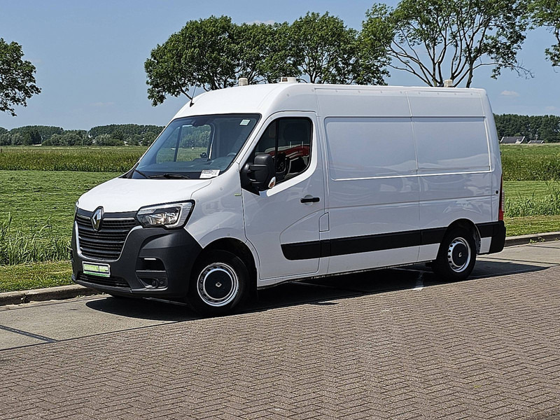 Renault Master 2.3 DCI 130 L2H2 - Furgón: foto 2 Renault Master 2.3 DCI 130 L2H2 - Furgón: foto 2
