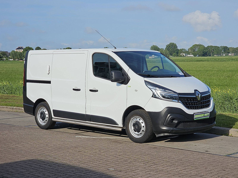 Renault Trafic 1.6 DCI 95 COMFORT L1H1 - Furgoneta pequeña: foto 5 Renault Trafic 1.6 DCI 95 COMFORT L1H1 - Furgoneta pequeña: foto 5