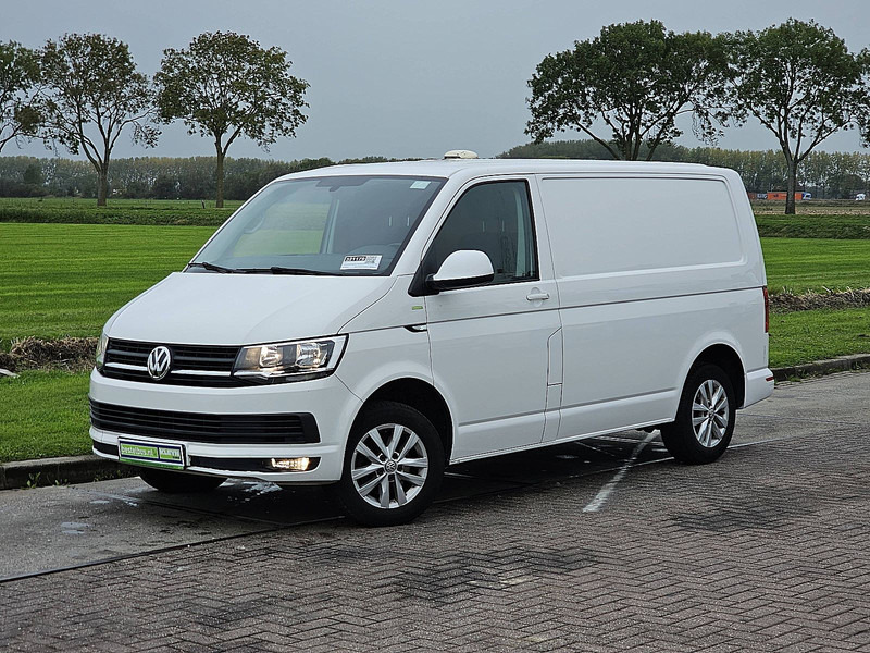 Volkswagen Transporter 2.0 TDI 115 EDITION L1H1 - Furgoneta pequeña: foto 2 Volkswagen Transporter 2.0 TDI 115 EDITION L1H1 - Furgoneta pequeña: foto 2