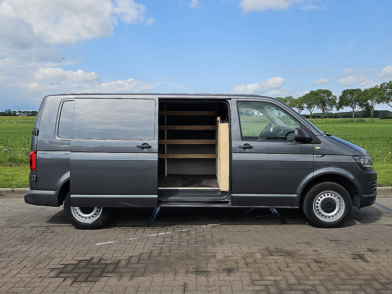 Furgoneta pequeña Volkswagen Transporter 2.0 TDI L2H1 Euro6 102Pk!: foto 12
