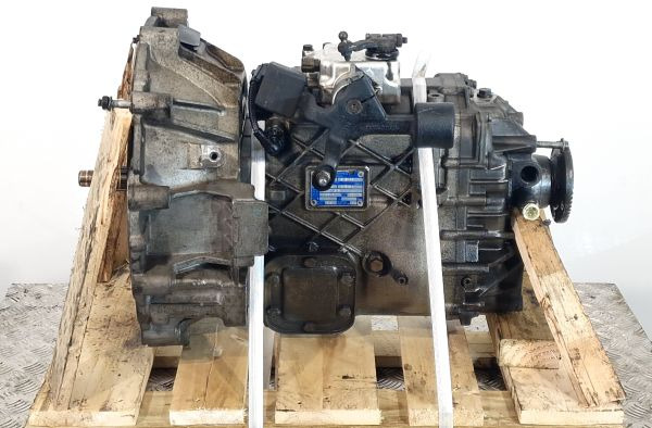 ZF S5-42 Ecolite Gearbox - Caja de cambios: foto 4 ZF S5-42 Ecolite Gearbox - Caja de cambios: foto 4