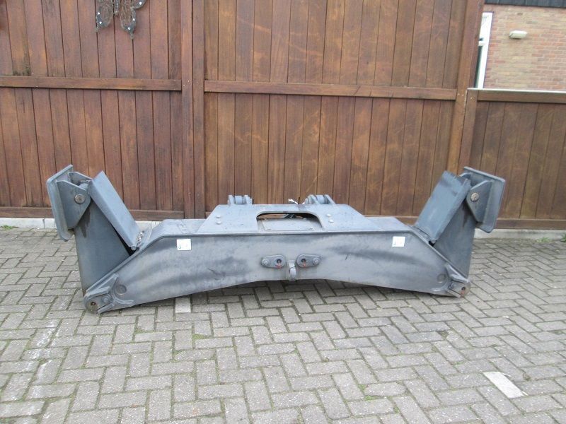 Doosan DX140W outriggers - Implemento para Excavadora de ruedas: foto 1 Doosan DX140W outriggers - Implemento para Excavadora de ruedas: foto 1