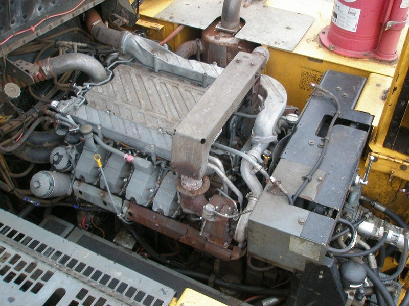 Manipulador de materiales Liebherr R974C: foto 8