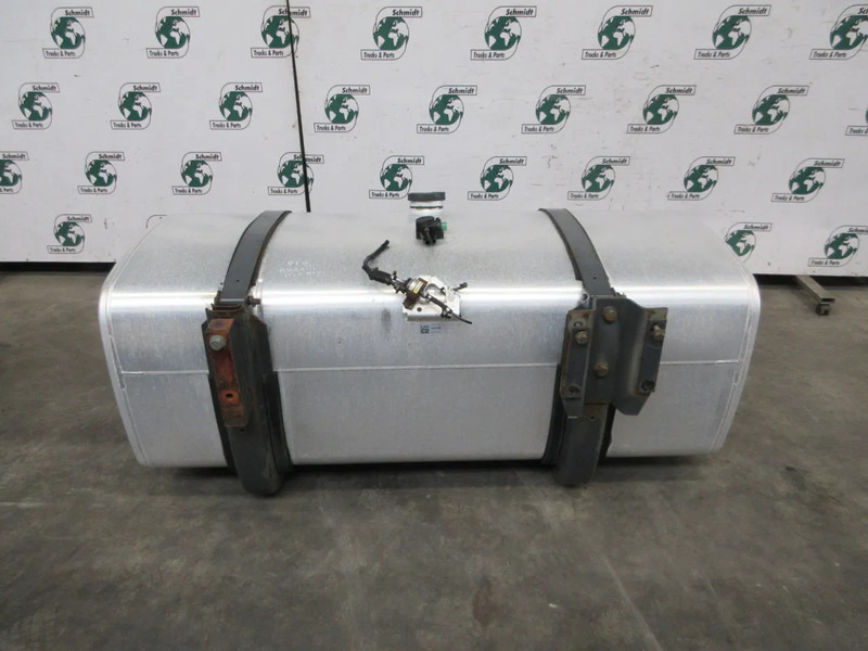 DAF 1681826 DIESEL TANK 620 LITER DAF CF XF EURO 6 - Depósito de combustible para Camión: foto 3 DAF 1681826 DIESEL TANK 620 LITER DAF CF XF EURO 6 - Depósito de combustible para Camión: foto 3