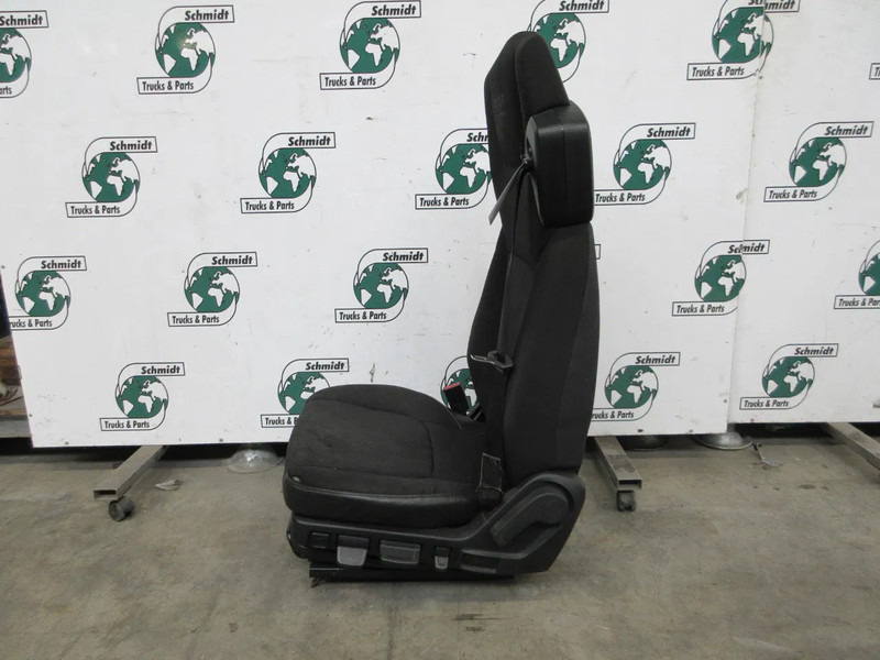 DAF 1715495 //1715487 STOELEN SET DAF LF 230 EURO 6 MODEL 2020 - Asiento para Camión: foto 3 DAF 1715495 //1715487 STOELEN SET DAF LF 230 EURO 6 MODEL 2020 - Asiento para Camión: foto 3