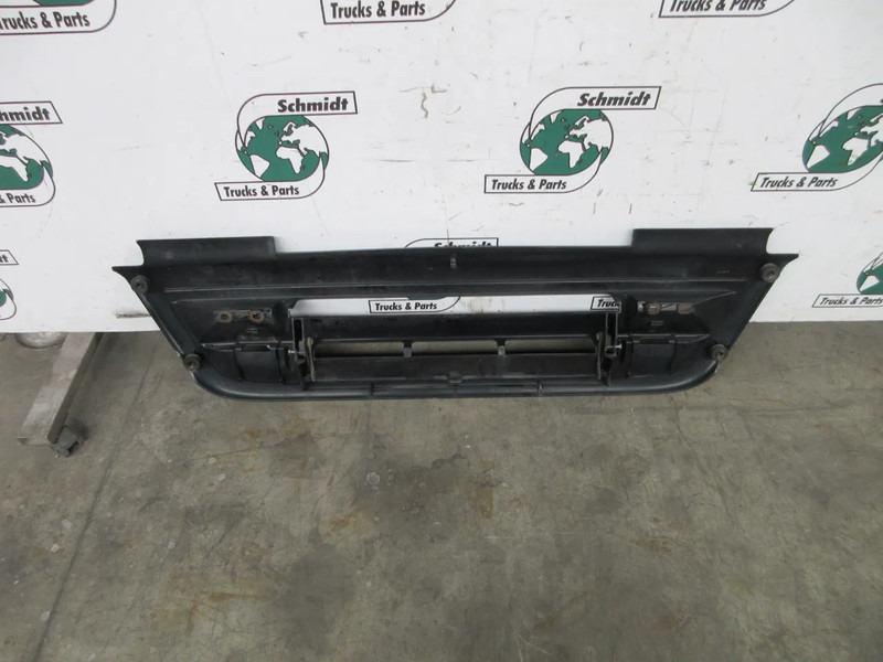 DAF 1786644 DAF CF 75 GRILL EURO 5 - Parrilla para Camión: foto 2 DAF 1786644 DAF CF 75 GRILL EURO 5 - Parrilla para Camión: foto 2