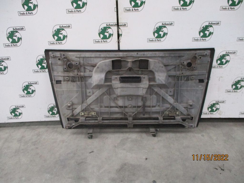 DAF 1892076//1892074 GRILL XF 106 EURO 6 - Parrilla para Camión: foto 2 DAF 1892076//1892074 GRILL XF 106 EURO 6 - Parrilla para Camión: foto 2