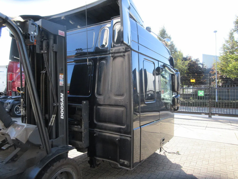 DAF DAF XF 480 CABINE VOOR ONDERDELEN DONOR MODEL 2020 - Cabina e interior para Camión: foto 5 DAF DAF XF 480 CABINE VOOR ONDERDELEN DONOR MODEL 2020 - Cabina e interior para Camión: foto 5