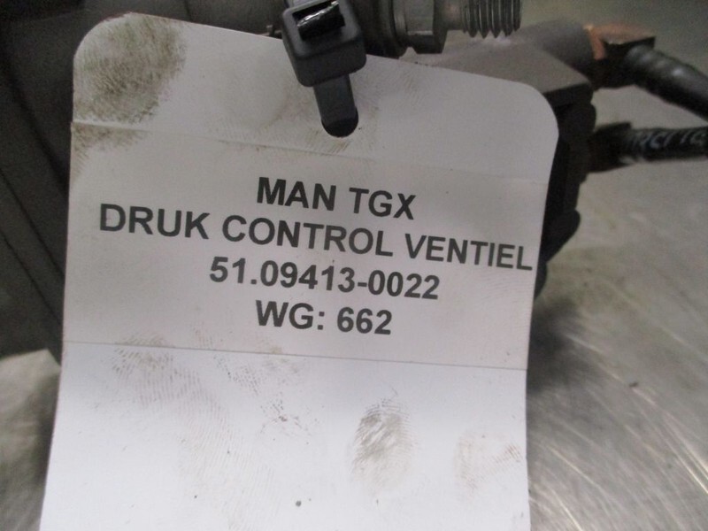 MAN 51.09413-0022 DRUK CONTROL VENTIEL MAN TGX TGS EURO 6 - Válvula para Camión: foto 2 MAN 51.09413-0022 DRUK CONTROL VENTIEL MAN TGX TGS EURO 6 - Válvula para Camión: foto 2