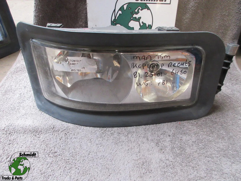 MAN 81.25101-6550 KOPLAMP RECHTS TGA TGL TGM EURO 3 - Faro delantero para Camión: foto 1 MAN 81.25101-6550 KOPLAMP RECHTS TGA TGL TGM EURO 3 - Faro delantero para Camión: foto 1