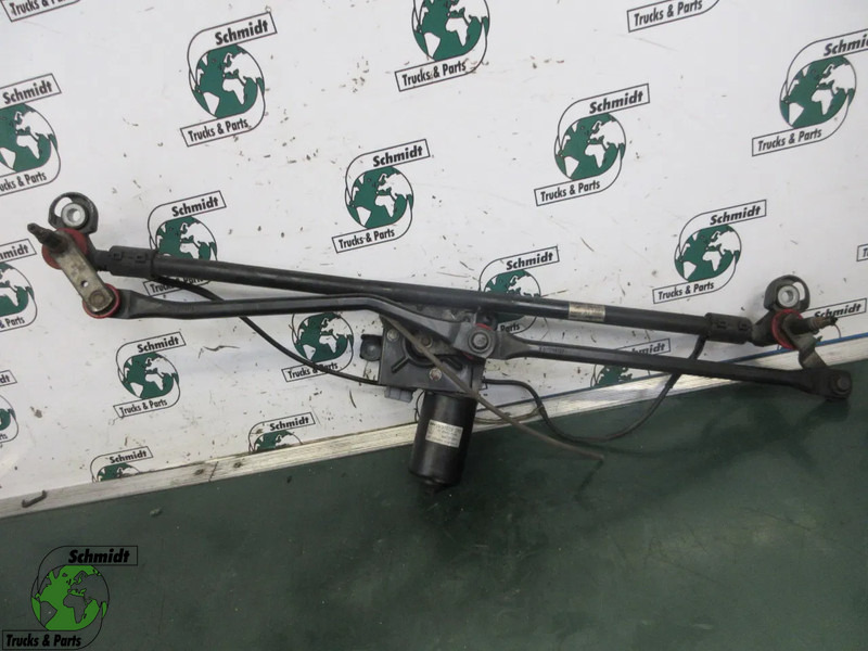 MAN 81.26401-6144 // 81.26411-6124 //8126400-6374 RAAMEN MEGANIEK MAN EURO 6 - Cabina e interior para Camión: foto 1 MAN 81.26401-6144 // 81.26411-6124 //8126400-6374 RAAMEN MEGANIEK MAN EURO 6 - Cabina e interior para Camión: foto 1