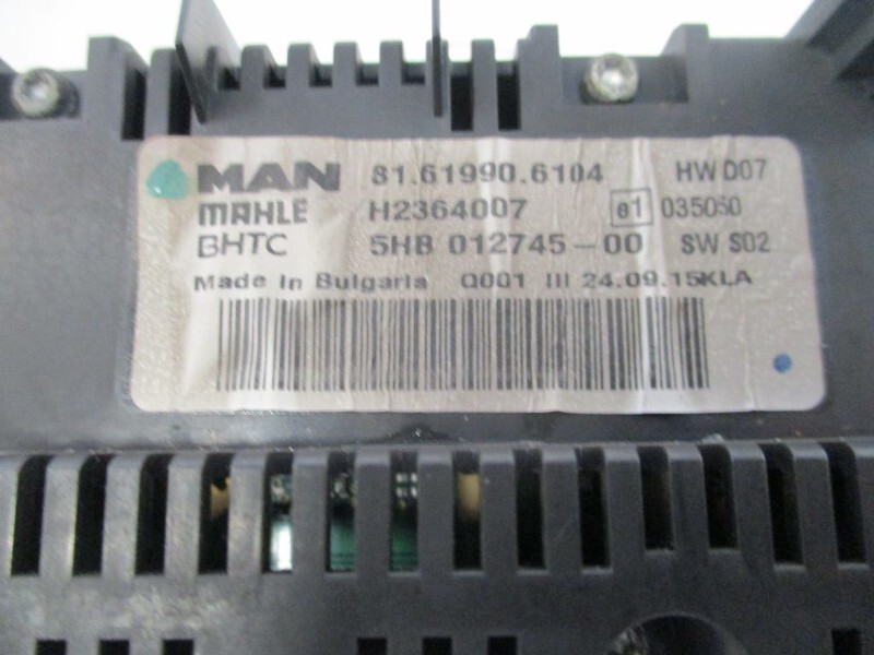 MAN 81.61990-6104 - Salpicadero para Camión: foto 2 MAN 81.61990-6104 - Salpicadero para Camión: foto 2