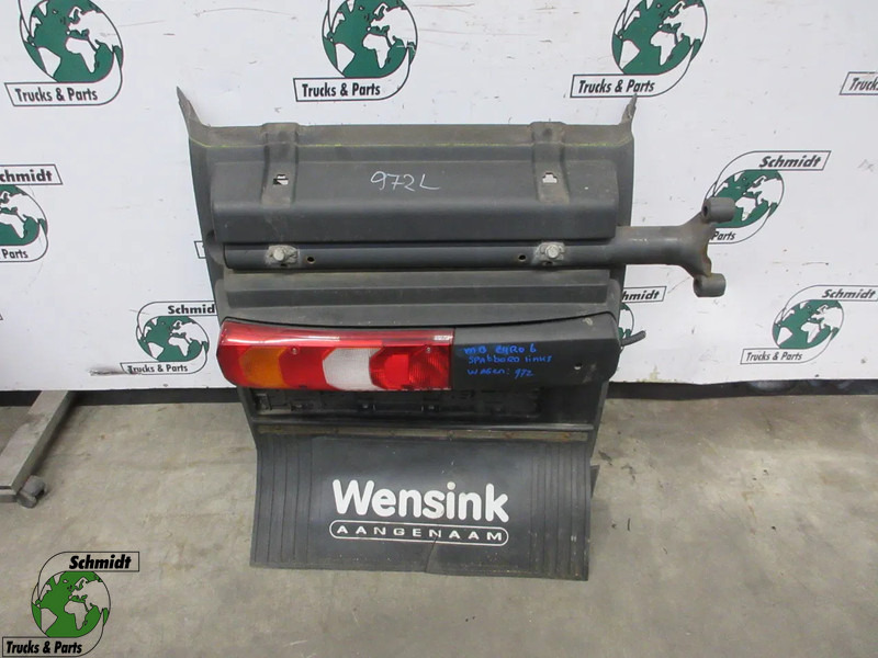 Mercedes-Benz A 960 520 05 20/A 003 544 17 03 // A 003 554 62 03 // A 003 554 61 03 MP 4 EURO 6 - Carrocería y exterior para Camión: foto 1 Mercedes-Benz A 960 520 05 20/A 003 544 17 03 // A 003 554 62 03 // A 003 554 61 03 MP 4 EURO 6 - Carrocería y exterior para Camión: foto 1