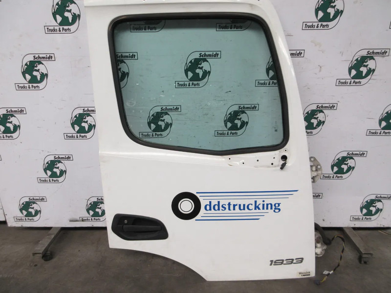 Mercedes-Benz A 960 720 26 03 DEUR MERCEDES MP4 RECHTS MODEL 2018 - Puerta y piezas para Camión: foto 5 Mercedes-Benz A 960 720 26 03 DEUR MERCEDES MP4 RECHTS MODEL 2018 - Puerta y piezas para Camión: foto 5