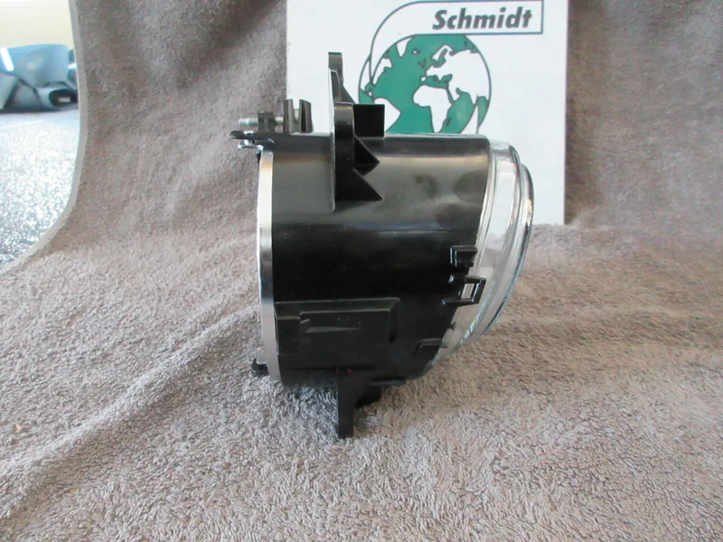 Mercedes-Benz A 960 820 04 56 // A 960 820 05 56 R+L MISTLAMP NIEUWE ACTROS MP4 - Faro antiniebla para Camión: foto 4 Mercedes-Benz A 960 820 04 56 // A 960 820 05 56 R+L MISTLAMP NIEUWE ACTROS MP4 - Faro antiniebla para Camión: foto 4