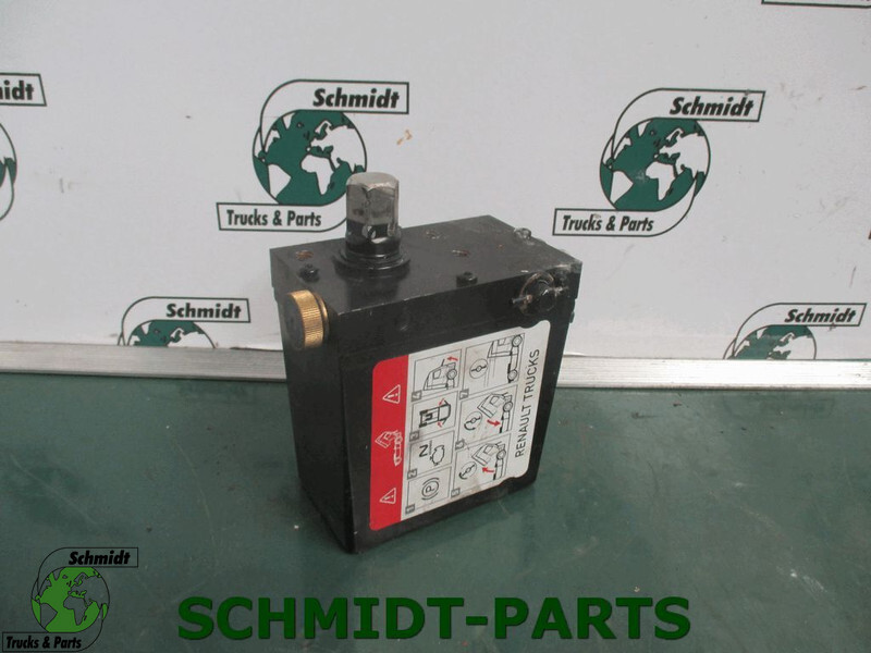 Renault 7421726535 Kantel Pomp - Hidráulica para Camión: foto 1 Renault 7421726535 Kantel Pomp - Hidráulica para Camión: foto 1