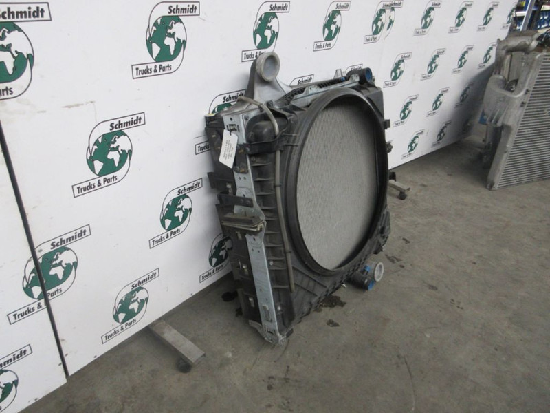 Renault 7422174115 RADIATEUR RENAULT T 460 EURO 6 - Radiador para Camión: foto 3 Renault 7422174115 RADIATEUR RENAULT T 460 EURO 6 - Radiador para Camión: foto 3