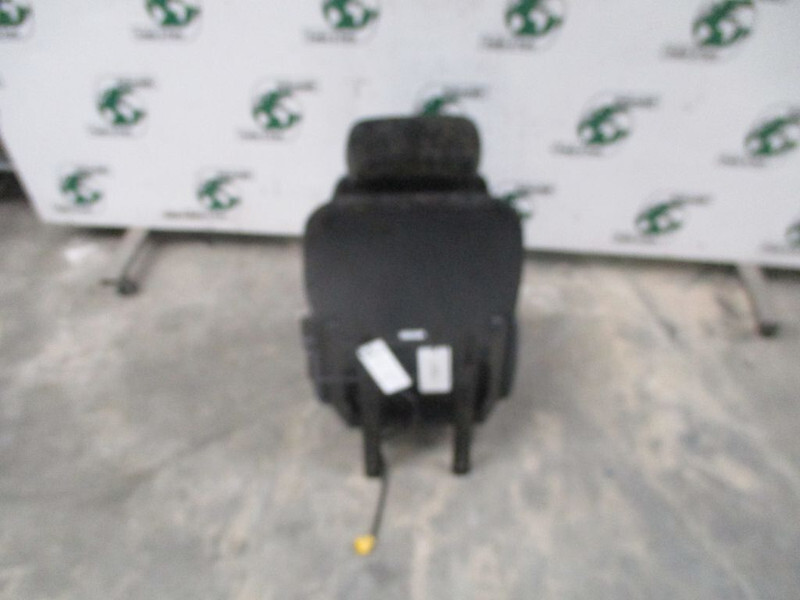 Scania 2299678//1488835 STOEL RECHTS R 450 EURO 6 - Asiento para Camión: foto 2 Scania 2299678//1488835 STOEL RECHTS R 450 EURO 6 - Asiento para Camión: foto 2