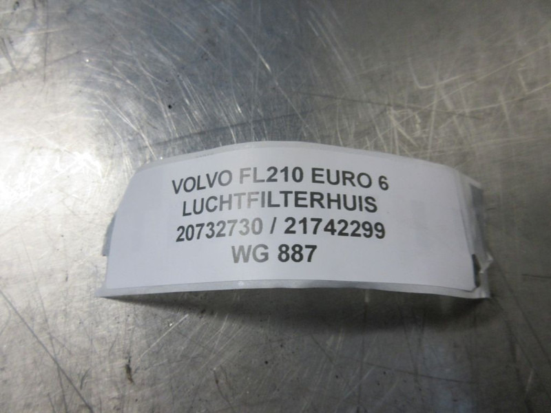 Volvo 20732730//21742299 LUCHTFILTERHUIS VOLVO FL 210 EURO 6 - Filtro de aire para Camión: foto 5 Volvo 20732730//21742299 LUCHTFILTERHUIS VOLVO FL 210 EURO 6 - Filtro de aire para Camión: foto 5