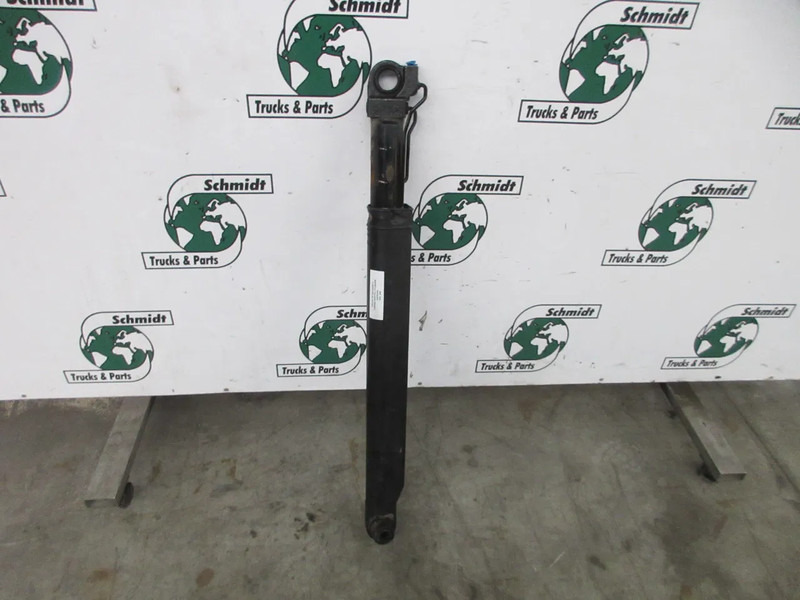 Volvo 22070283 KANTEL CILINDER VOLVO FH 460 EURO 6 MODEL 2018 - Cabina e interior para Camión: foto 2 Volvo 22070283 KANTEL CILINDER VOLVO FH 460 EURO 6 MODEL 2018 - Cabina e interior para Camión: foto 2