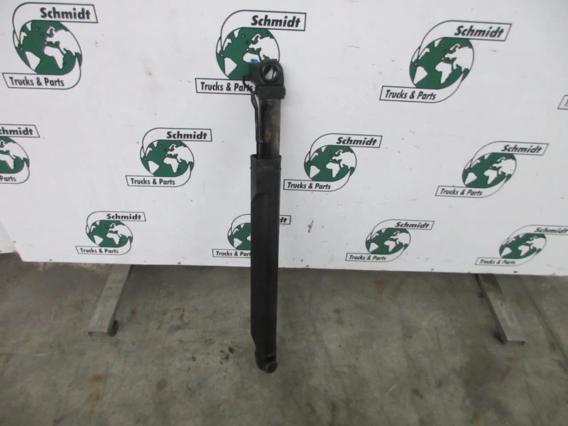 Volvo 22070283 KANTEL CILINDER VOLVO FH 460 EURO 6 MODEL 2018 - Cabina e interior para Camión: foto 4 Volvo 22070283 KANTEL CILINDER VOLVO FH 460 EURO 6 MODEL 2018 - Cabina e interior para Camión: foto 4