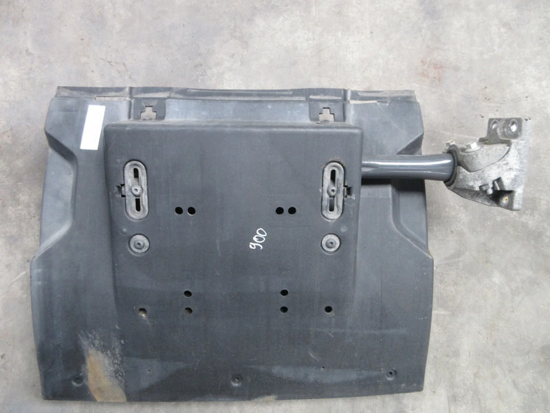 Carrocería y exterior para Camión Volvo 22087691//22087684// SPATBORD SET R+L FH EURO 6: foto 6
