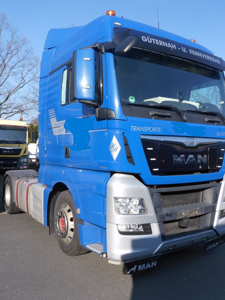 MAN TGX 18.440  Top Zustand Reifen 70 %  grossesHaus - Cabeza tractora: foto 3 MAN TGX 18.440  Top Zustand Reifen 70 %  grossesHaus - Cabeza tractora: foto 3