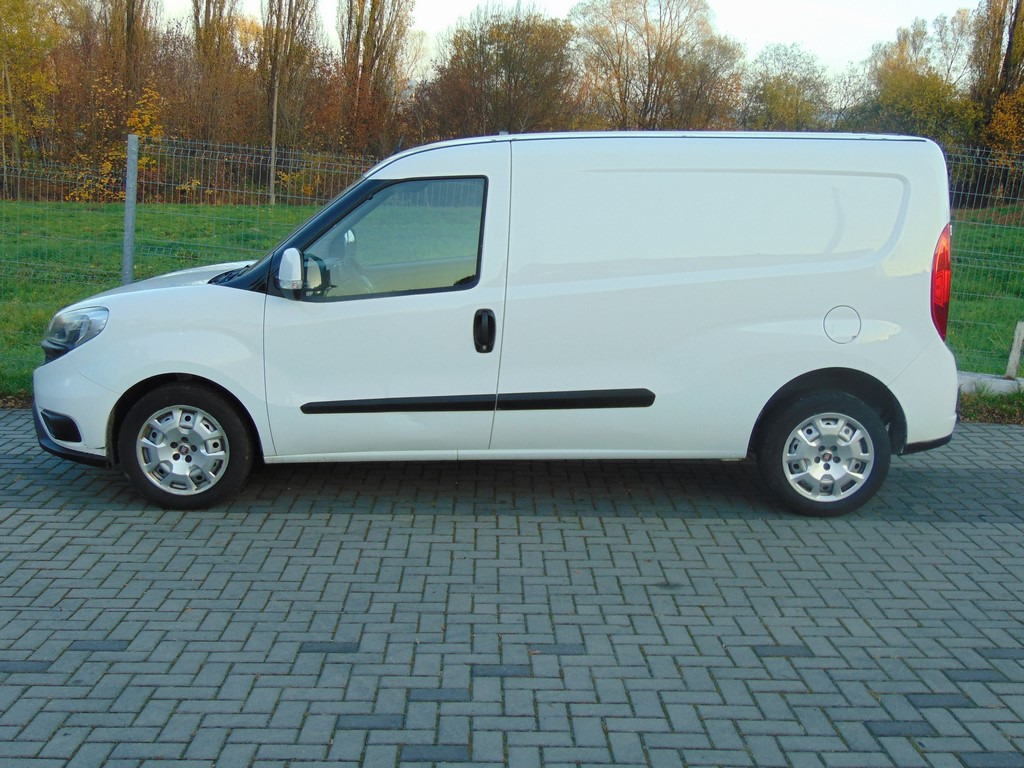 FIAT Doblo 1,6 MultiJet 105KM MAXI MAX - Furgoneta pequeña: foto 5 FIAT Doblo 1,6 MultiJet 105KM MAXI MAX - Furgoneta pequeña: foto 5