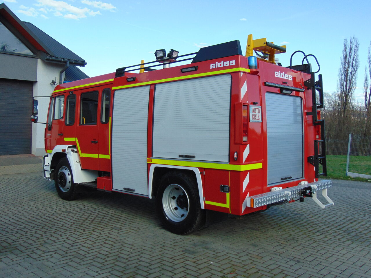 MAN LE250B SIDES - Camión de bomberos: foto 3 MAN LE250B SIDES - Camión de bomberos: foto 3