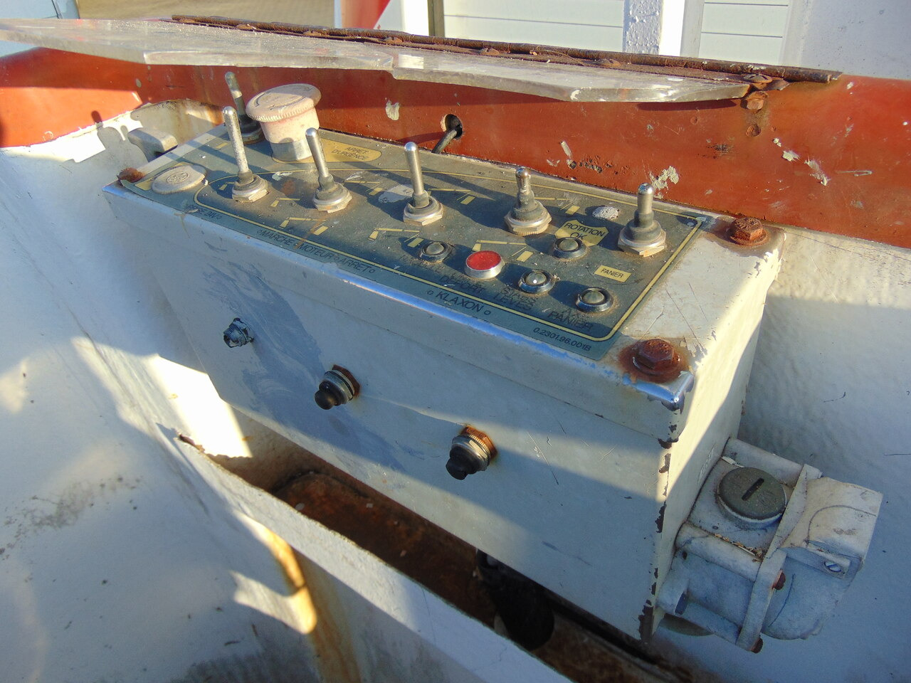 Plataforma elevadora RENAULT Mascott 2,8dCi 110 L2H3 France Elevateur 152TTF 162TTF: foto 10