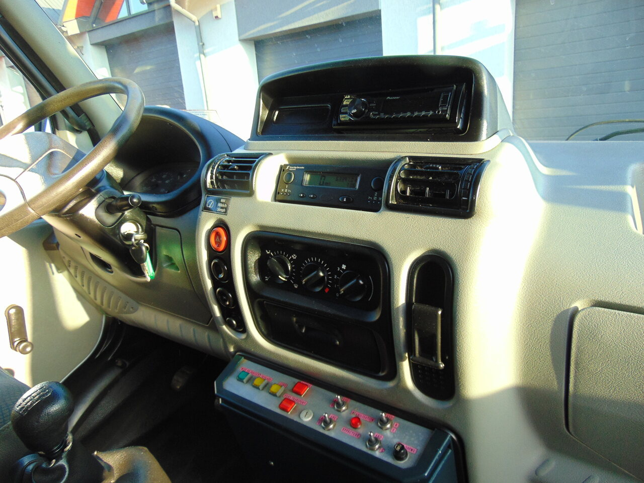 Plataforma elevadora RENAULT Mascott 2,8dCi 110 L2H3 France Elevateur 152TTF 162TTF: foto 20