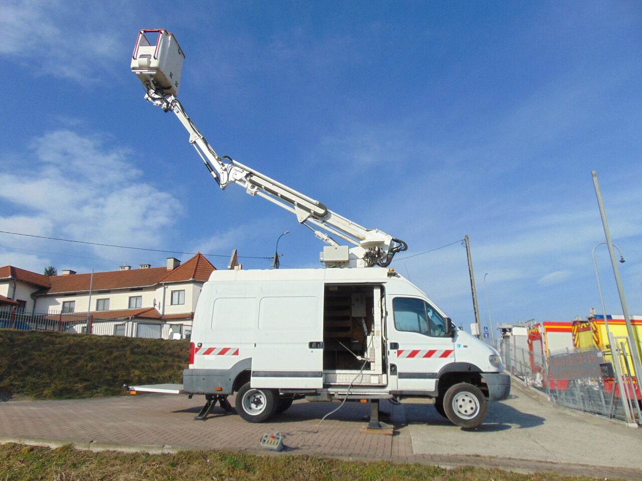 Plataforma elevadora RENAULT Mascott 2,8dCi 110 L2H3 France Elevateur 152TTF 162TTF: foto 22